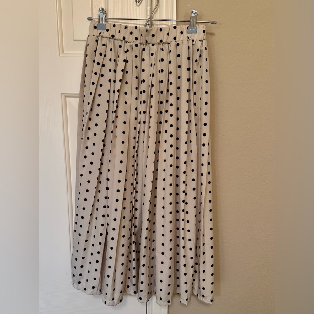 SHEIN Black and White Polka Dot A-Line Skirt